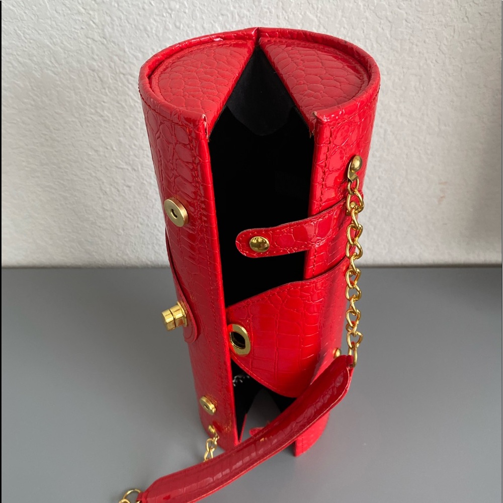 Wine bottle case